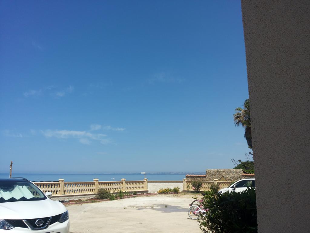 San Marco In Riva Al Mare Villa Шака Стая снимка