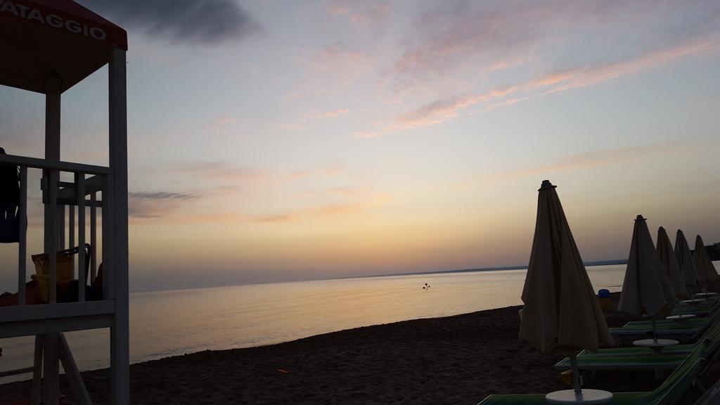 San Marco In Riva Al Mare Villa Шака Екстериор снимка