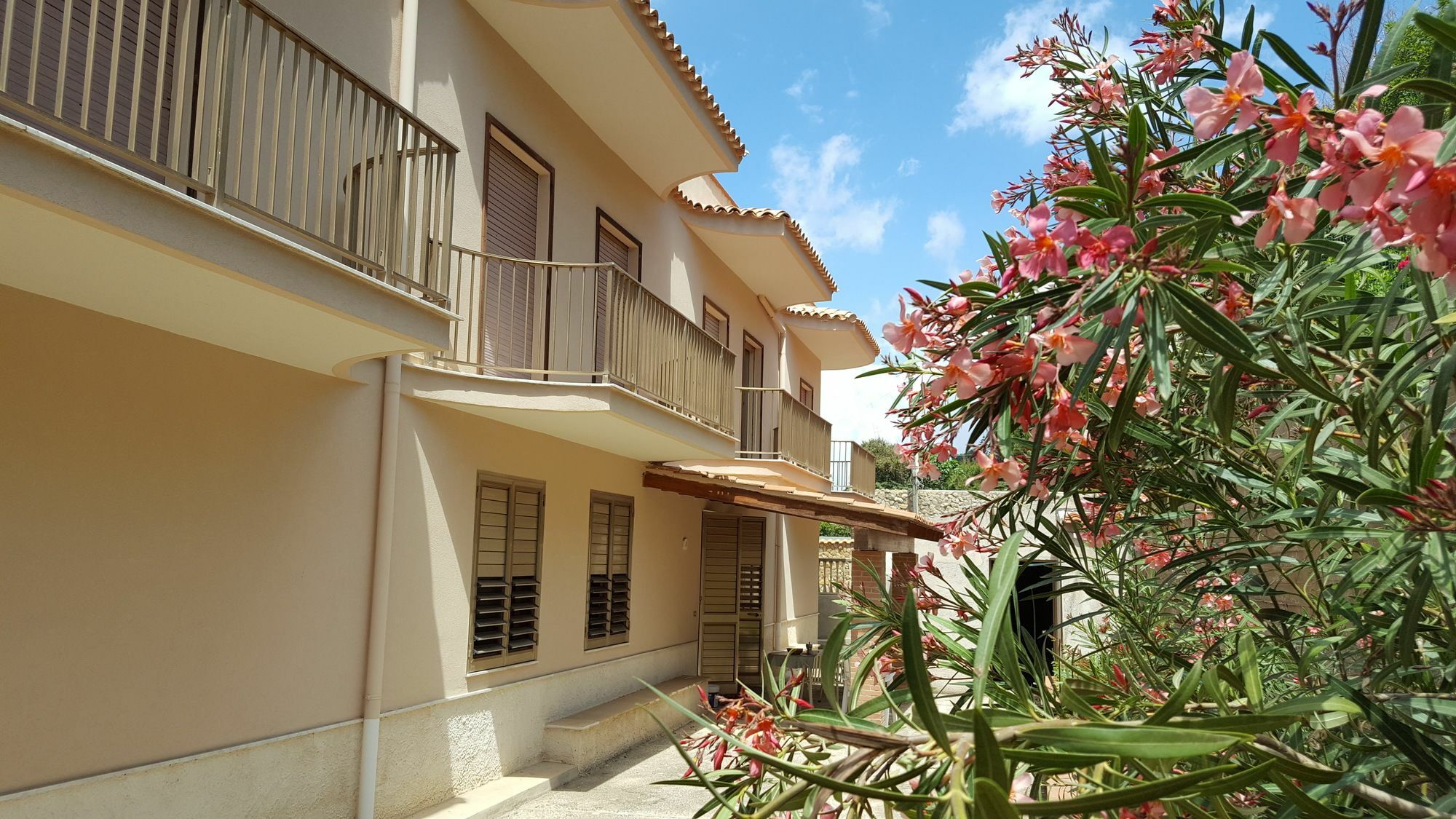 San Marco In Riva Al Mare Villa Шака Екстериор снимка